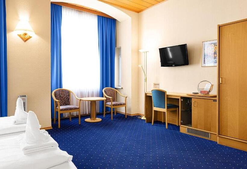 اتاق استاندارد, Pension Wild