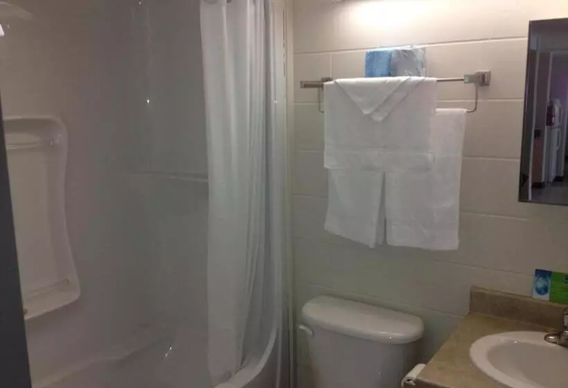 2ベッドスイートルーム, Residence & Conference Centre Sudbury West