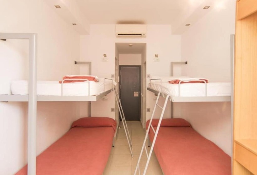 اتاق استاندارد چهار تخته, Albergue Inturjoven Cordoba