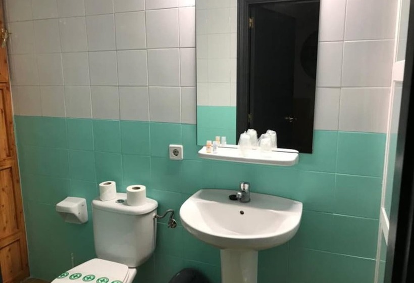 اتاق استاندارد چهار تخته, Albergue Inturjoven Cordoba