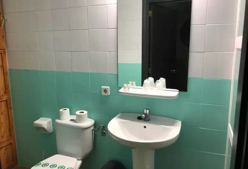 اتاق استاندارد چهار تخته, Albergue Inturjoven Cordoba