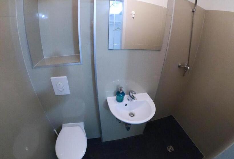 اتاق استاندارد چهار تخته, Ootel.com