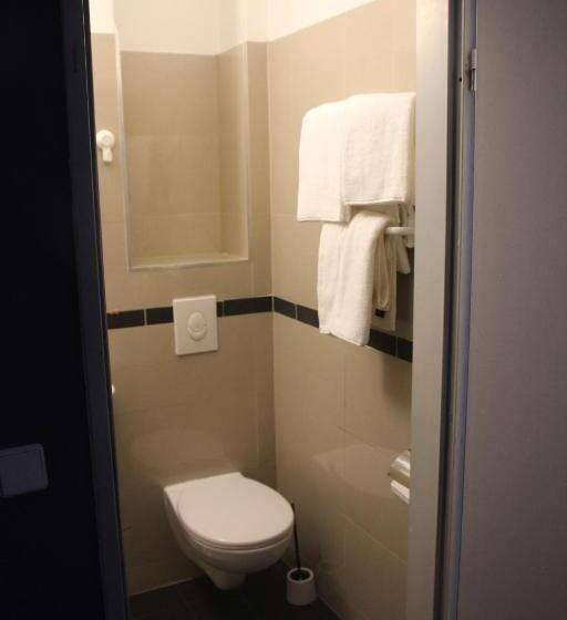 اتاق خانوادگی, Ootel.com