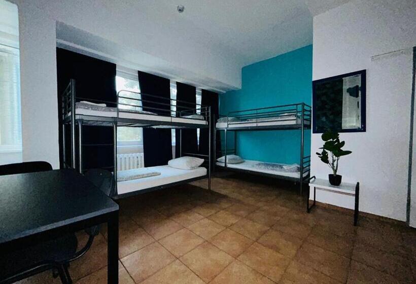 اتاق خانوادگی, Ootel.com