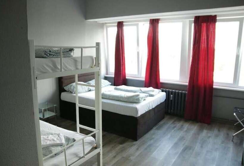 اتاق استاندارد چهار تخته, Ootel.com