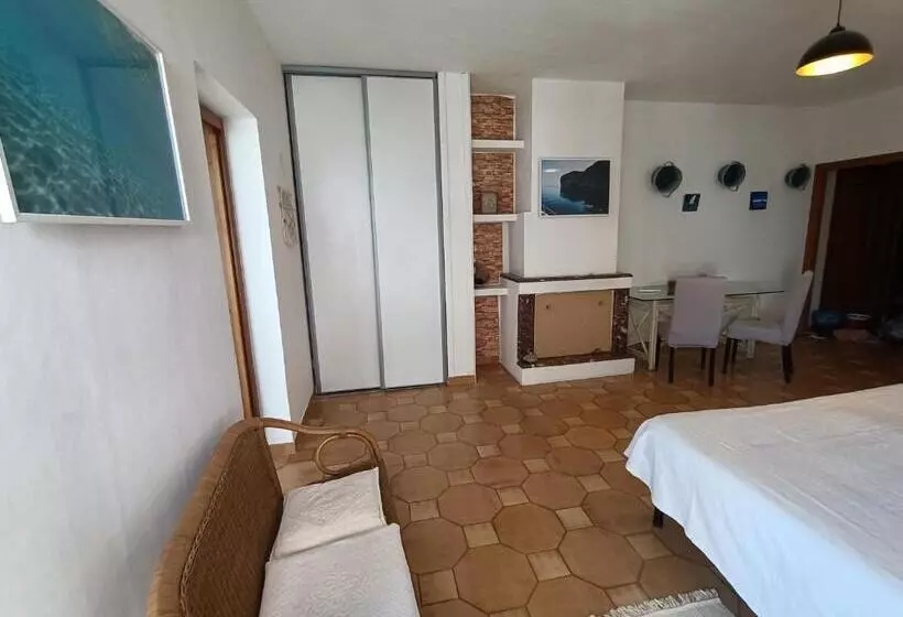 Deluxe-huone, Antonhouse