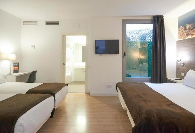 اتاق لوکس خانوادگی, Bestprice Diagonal