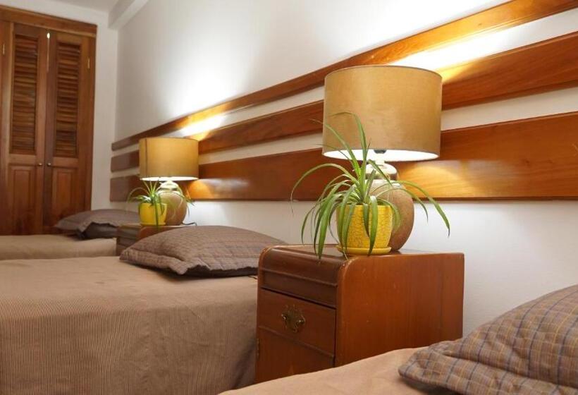 اتاق استاندارد سه نفره, Casa Del Arbol