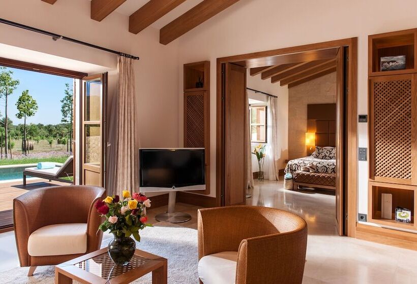 Люкс с Бассейном, Castell Son Claret   The Leading Hotels Of The World
