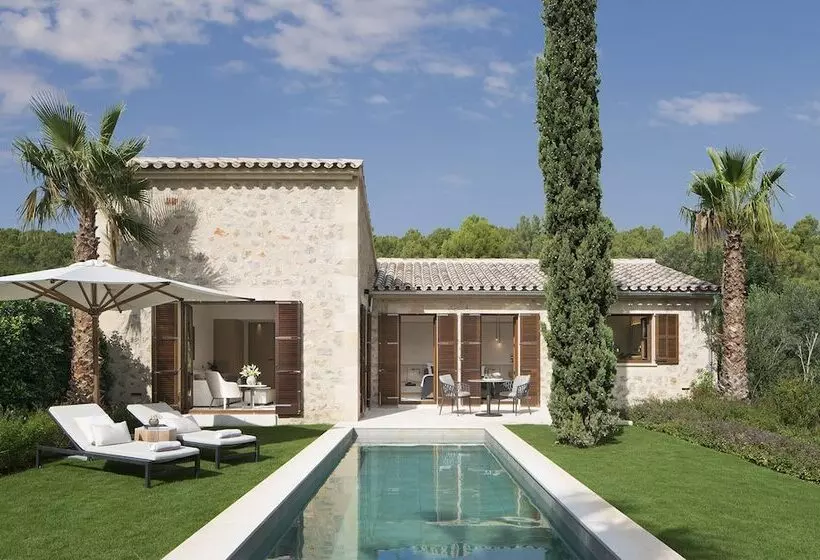 سوییت با استخر, Castell Son Claret   The Leading Hotels Of The World