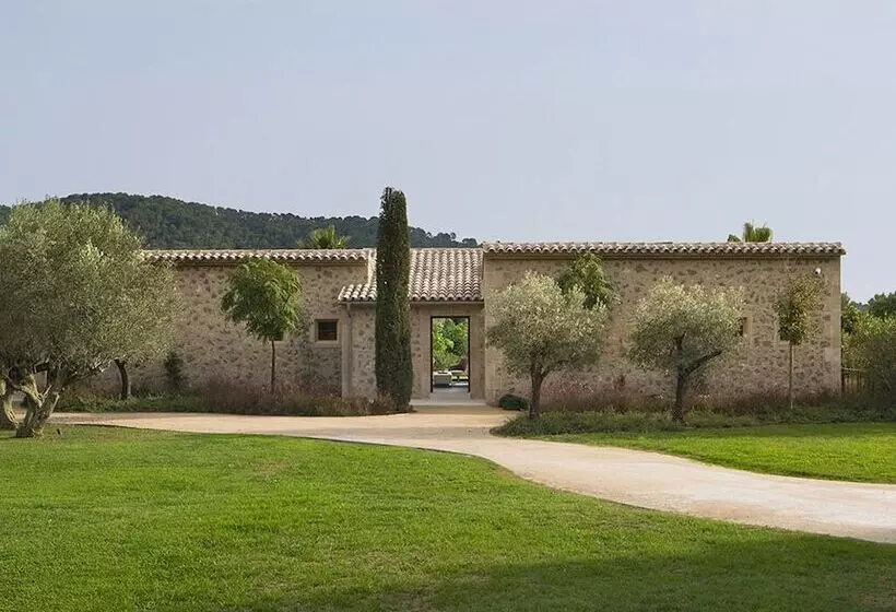 سوییت با استخر, Castell Son Claret   The Leading Hotels Of The World