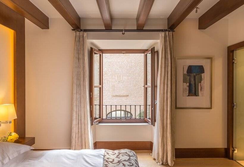 Номер Стандарт, Castell Son Claret   The Leading Hotels Of The World