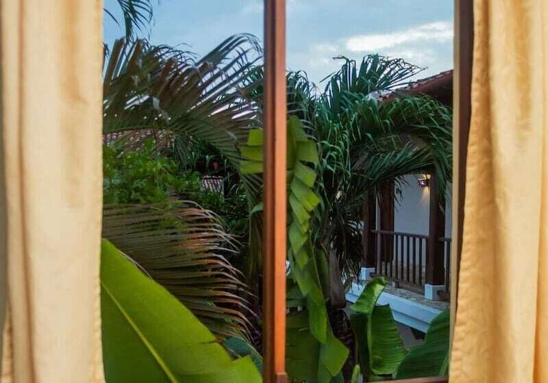 اتاق خانوادگی, Con Corazon