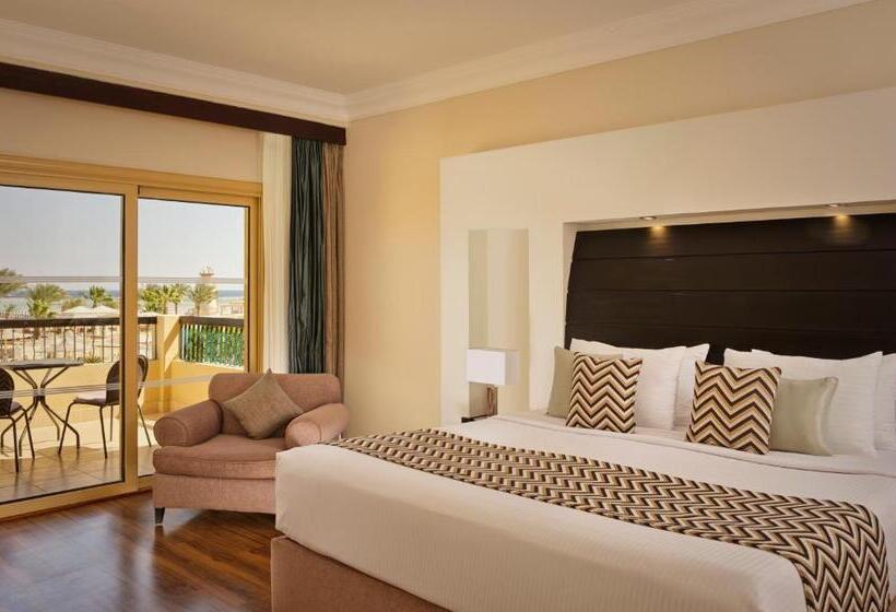 غرفة قياسية مطلّة علي البحر, Coral Sea Holiday Resort And Aqua Park