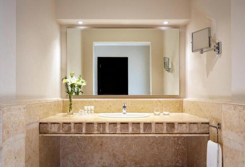 オーシャンビュースタンダードルーム, Coral Sea Holiday Resort And Aqua Park