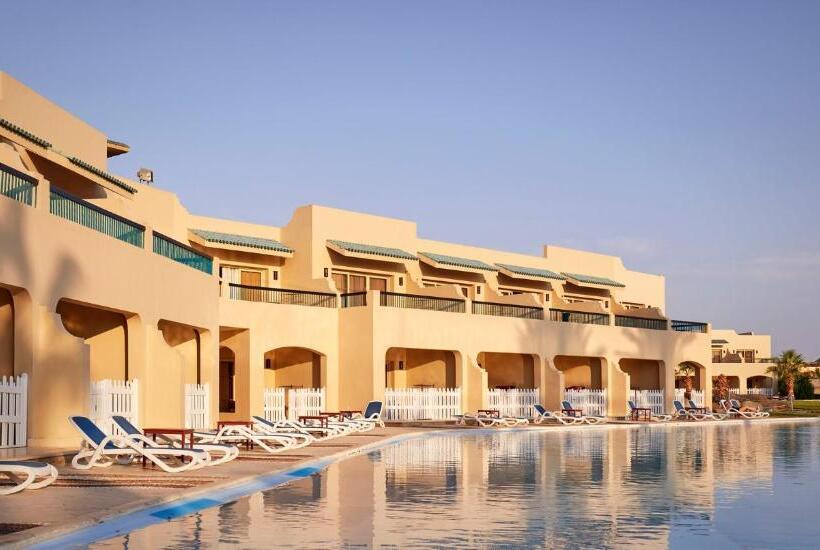 Standard swim-up room, Coral Sea Holiday Resort And Aqua Park