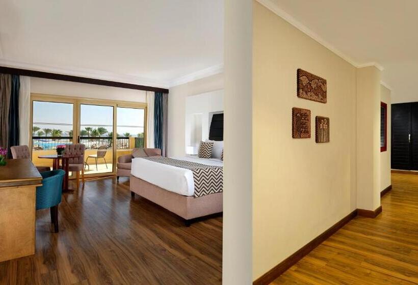 جناح عائلي, Coral Sea Holiday Resort And Aqua Park