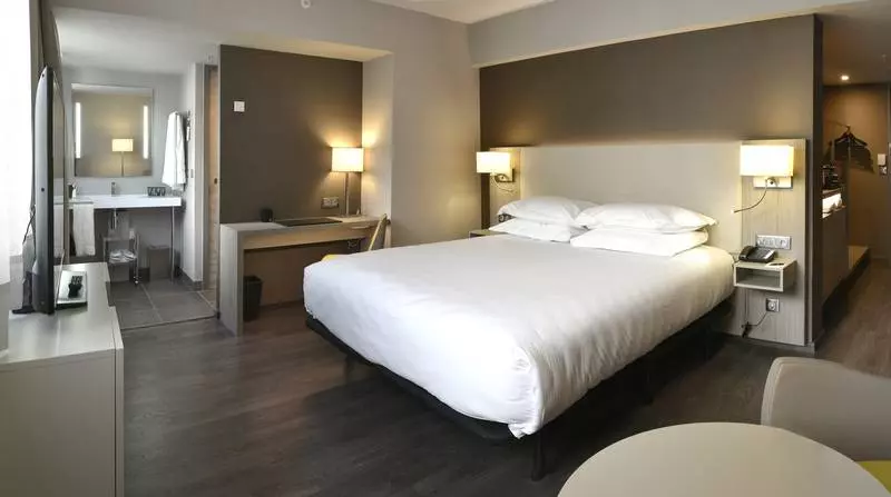 スタンダードルーム, Courtyard By Marriott Leon At The Poliforum