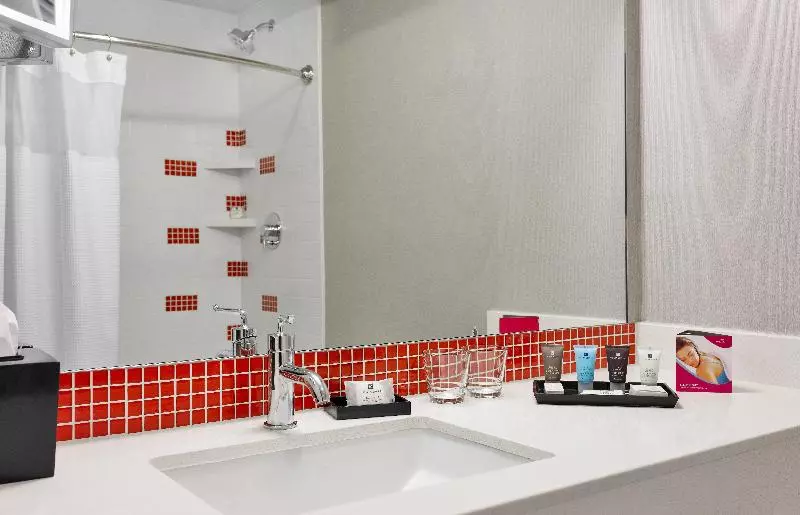Standard-huone King-vuode, Crowne Plaza Jfk Airport New York City, An Ihg