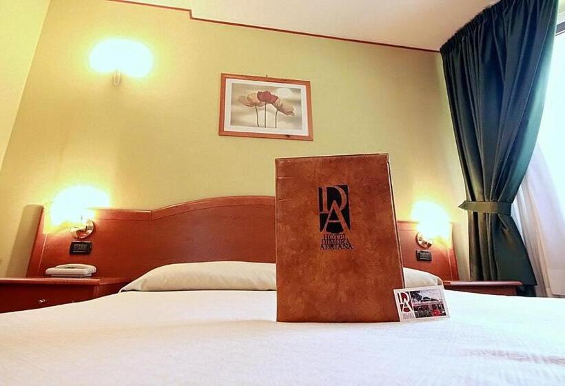 חדר סטנדרט לשלושה, Dimora Adriana