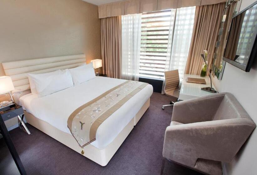 스탠다드 룸, Dorsett Shepherds Bush London