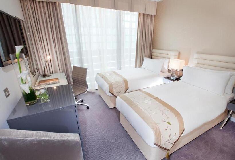 Номер Deluxe, Dorsett Shepherds Bush London