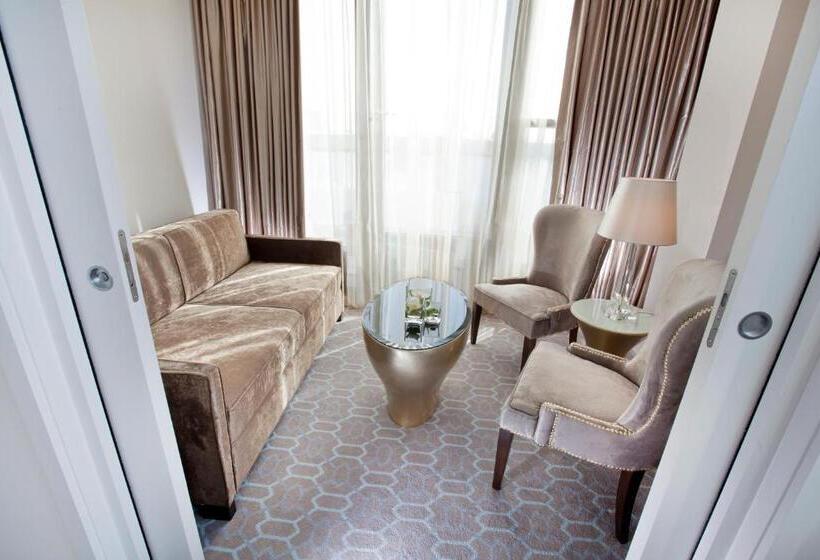 Студия Стандарт, Dorsett Shepherds Bush London