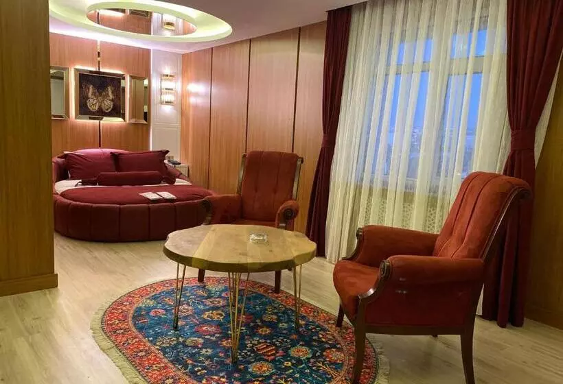 Deluxe Suite King Bed, Emirtimes Hotel&spa   Tuzla
