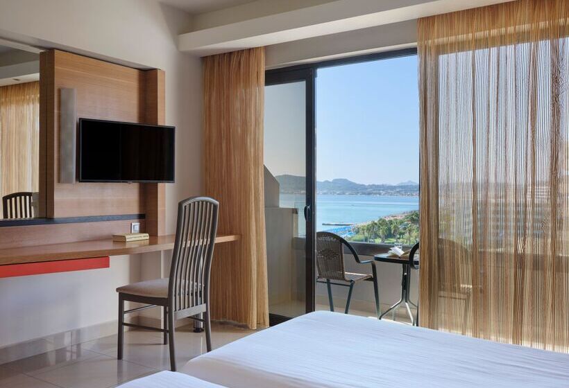 غرفة قياسية إطلالة جانبية علي البحر, Esperos Mare Resort & Spa