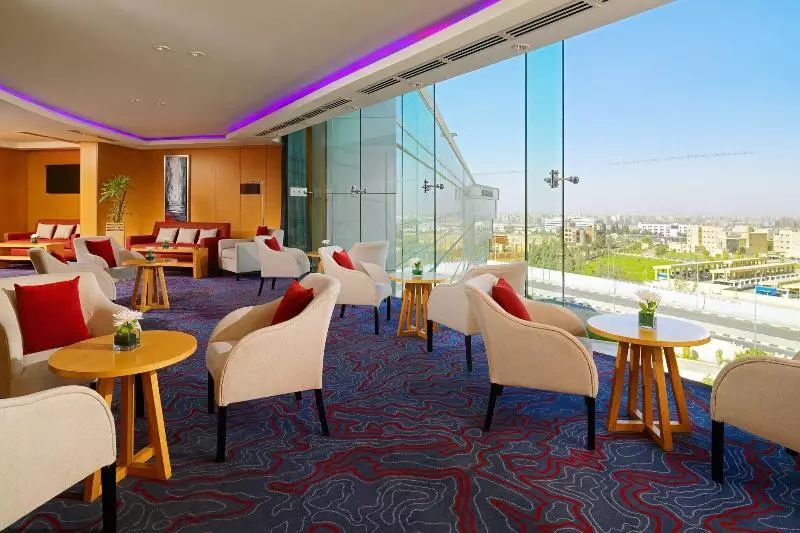 اتاق کلاب, Le Méridien Cairo Airport