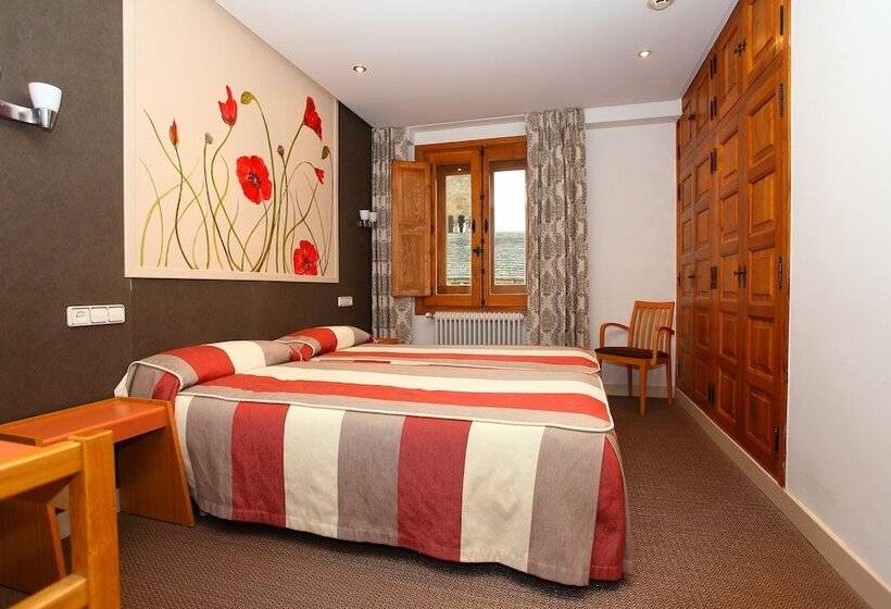 スタンダードルーム, Monasterio De Leyre