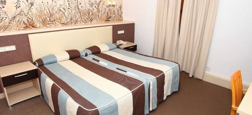 スタンダードルーム, Monasterio De Leyre