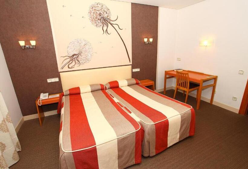 スタンダードルーム, Monasterio De Leyre