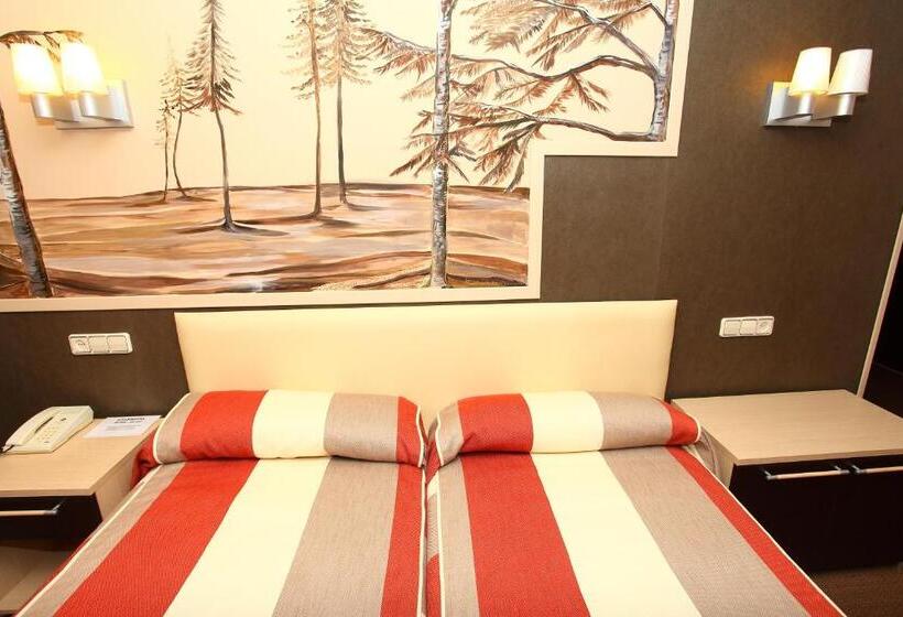 スタンダードルーム, Monasterio De Leyre