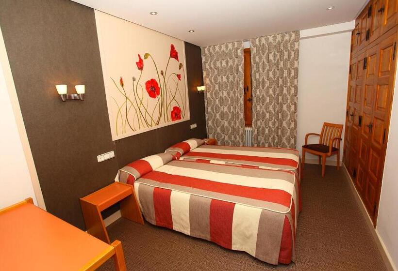 スタンダードルーム, Monasterio De Leyre