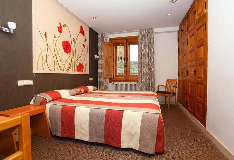 スタンダードルーム, Monasterio De Leyre