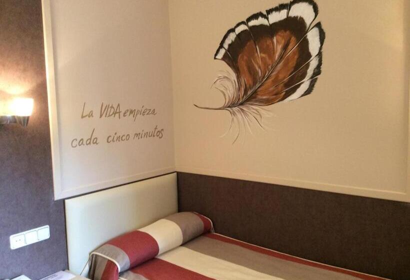 スタンダードシングルルーム, Monasterio De Leyre