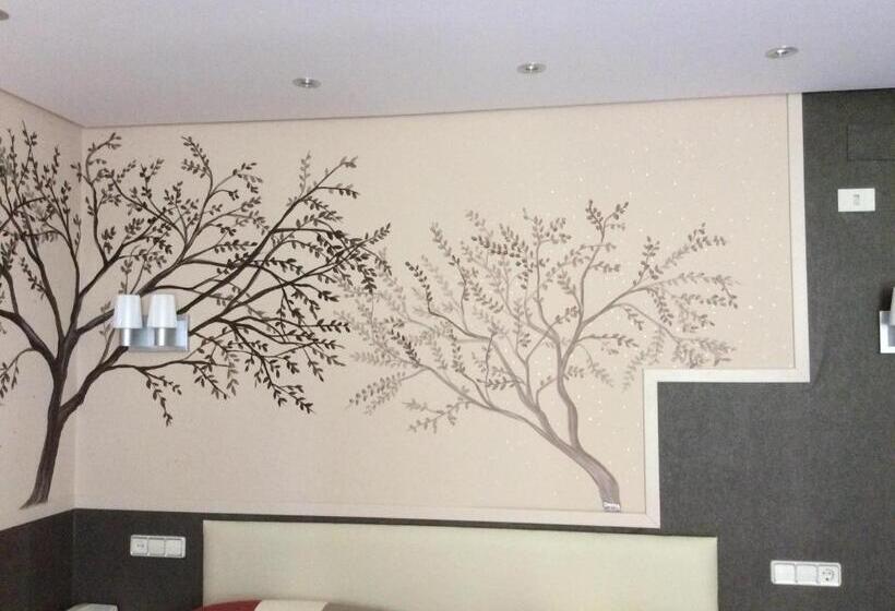 スタンダード４人部屋, Monasterio De Leyre