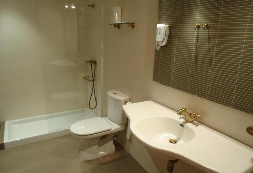 スタンダードルーム, Monasterio De Leyre