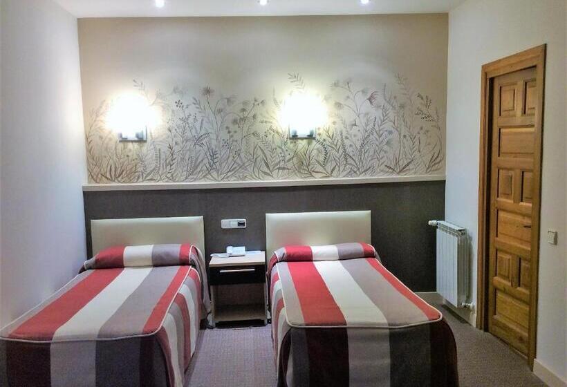 スタンダードルーム, Monasterio De Leyre