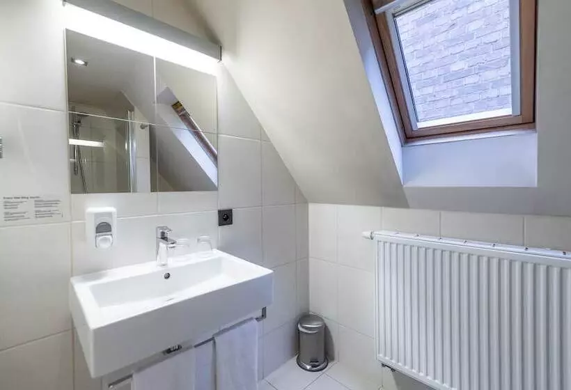 Deluxe-huone, Onderbergen