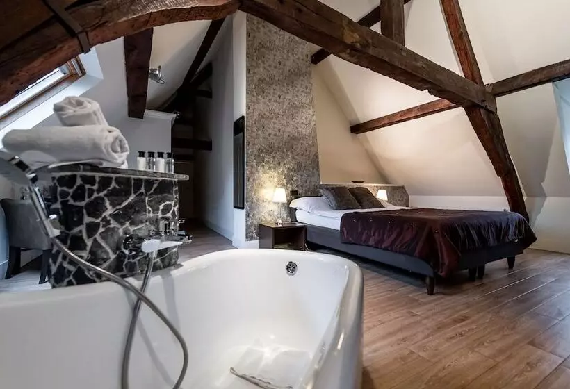 Deluxe-huone, Onderbergen