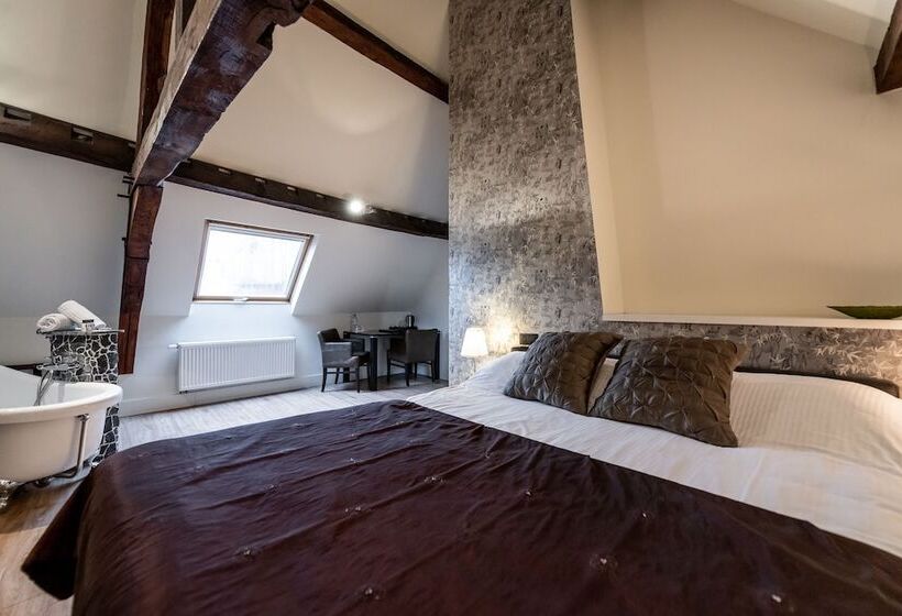 デラックスルーム, Onderbergen