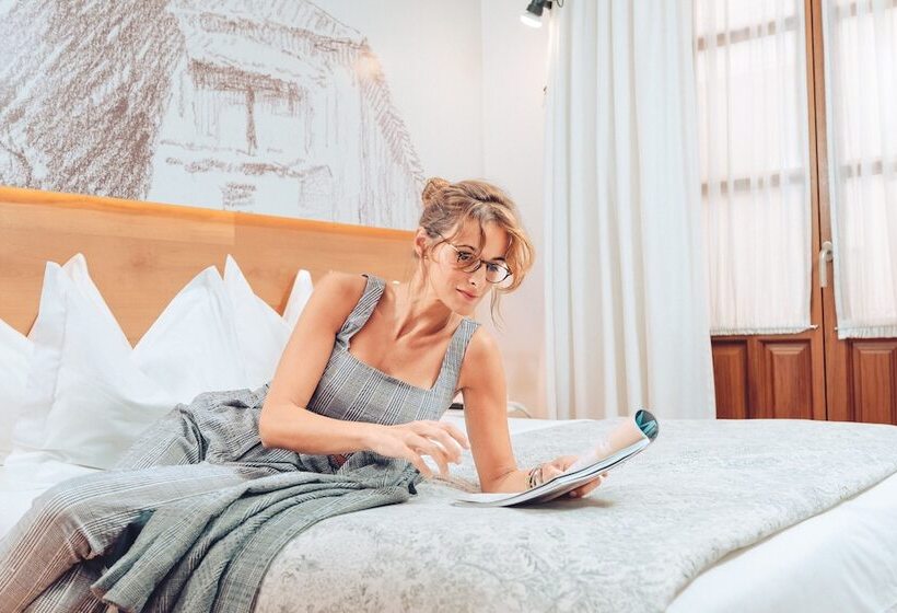 Chambre Deluxe, Parraga Siete