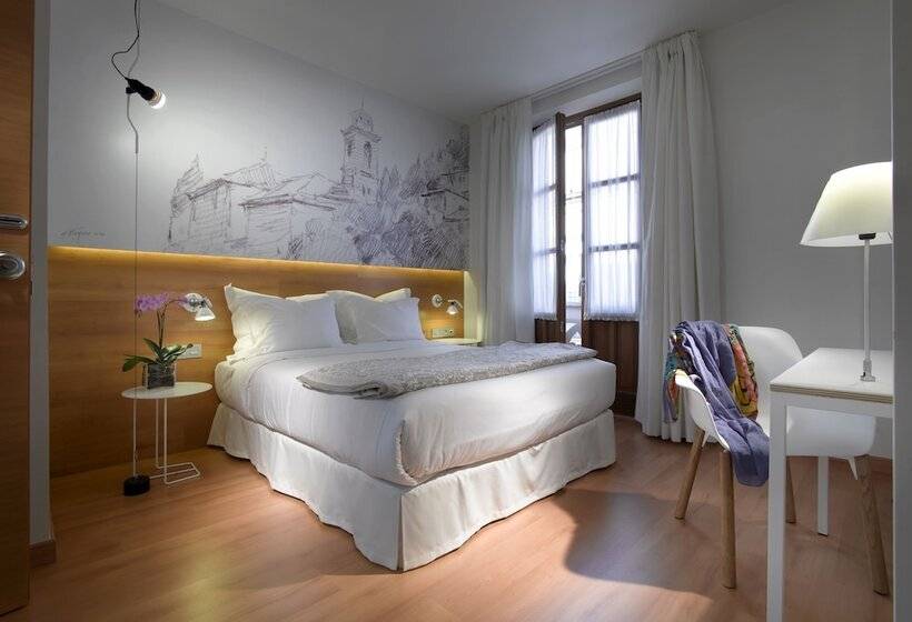Chambre Deluxe, Parraga Siete