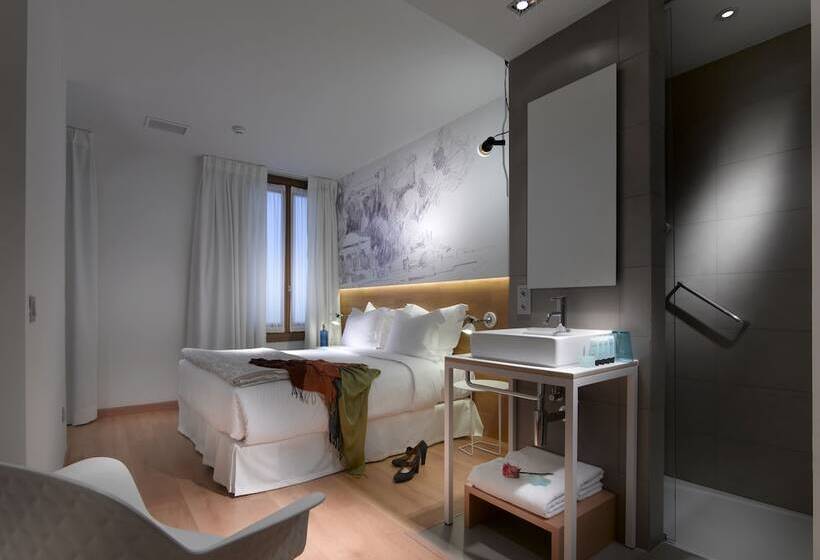 Chambre Standard, Parraga Siete