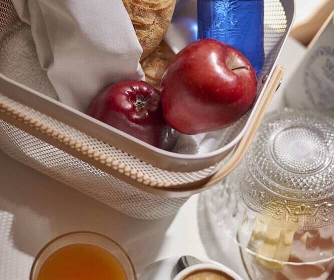 Chambre Standard Individuelle, Parraga Siete