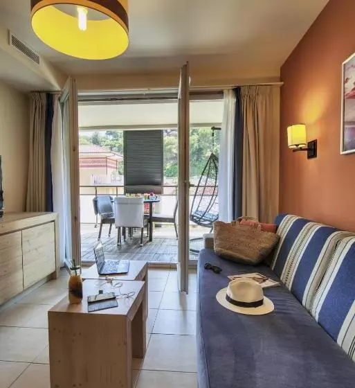 آپارتمان 1 خوابه با بالکن, Residence Pierre & Vacances Premium Julia Augusta