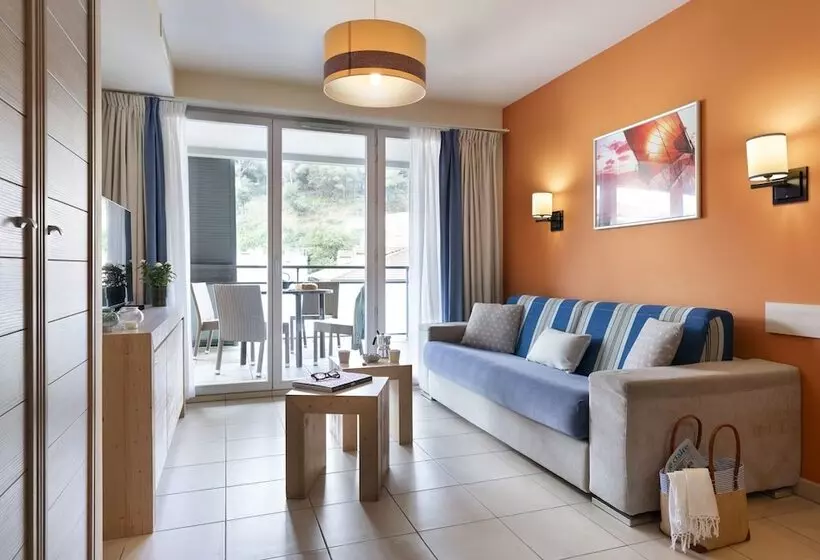 آپارتمان 1 خوابه با بالکن, Residence Pierre & Vacances Premium Julia Augusta