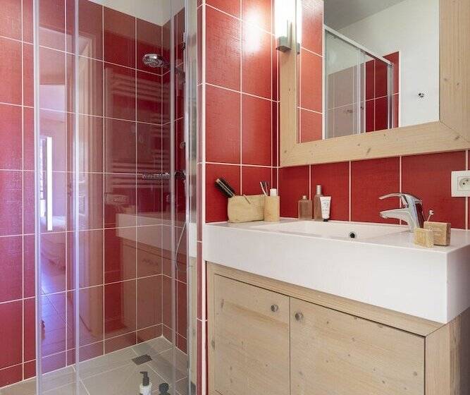 발코니가 있는 2 베드룸 아파트, Residence Pierre & Vacances Premium Julia Augusta